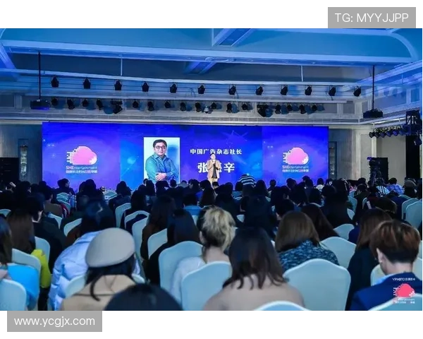 探寻“佘妍妮”的独特魅力：一场关于美、智慧与风尚的对话